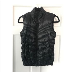 Nike quilted vest